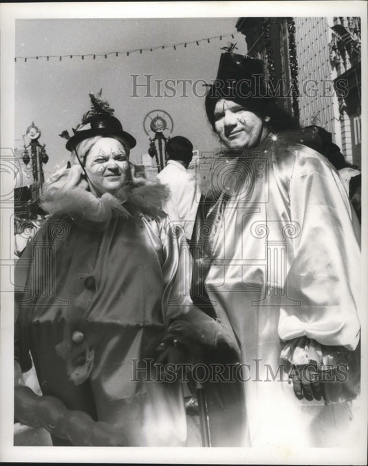 1969 New Orleans Mardi Gras Carnival clown costumes  - Historic Images
