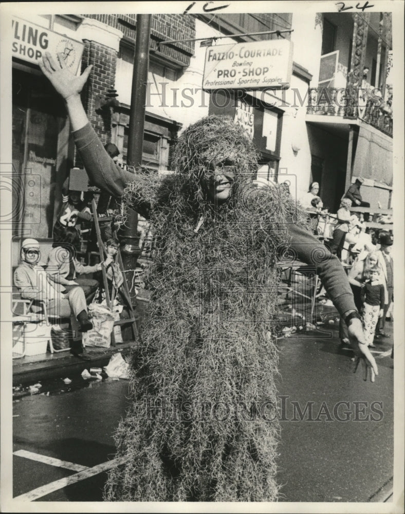 1972 Carnival masker Grass Man  - Historic Images