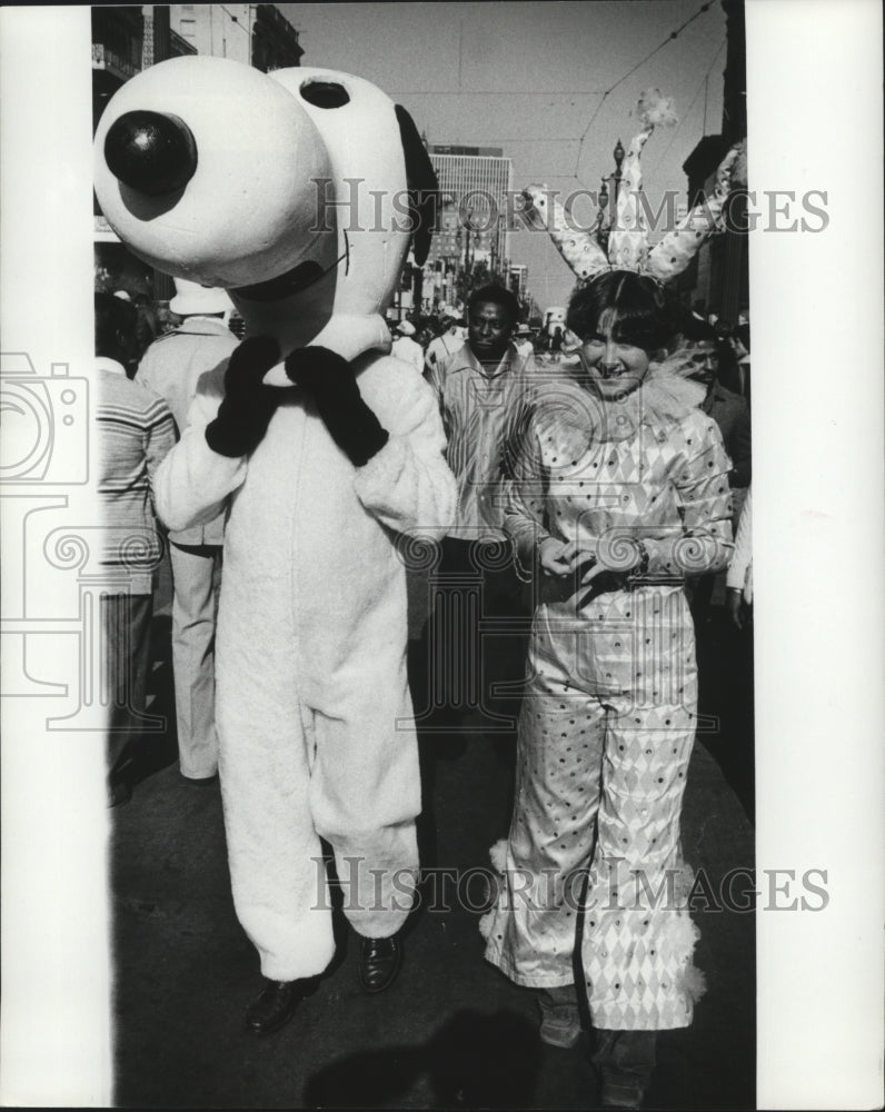 1978 Maskers as dog and Jester at Mardi Gras, New Orleans - Historic Images