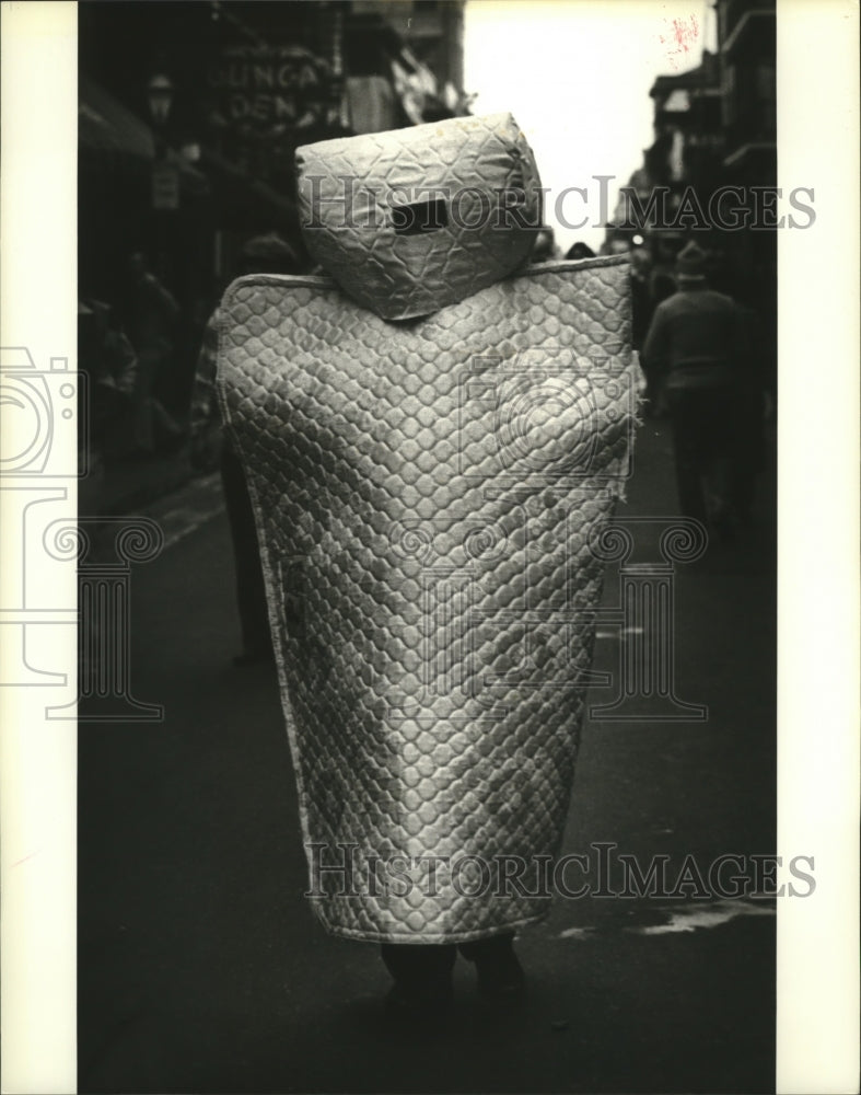 1988 New Orleans Mardi Gras Carnival costume  - Historic Images