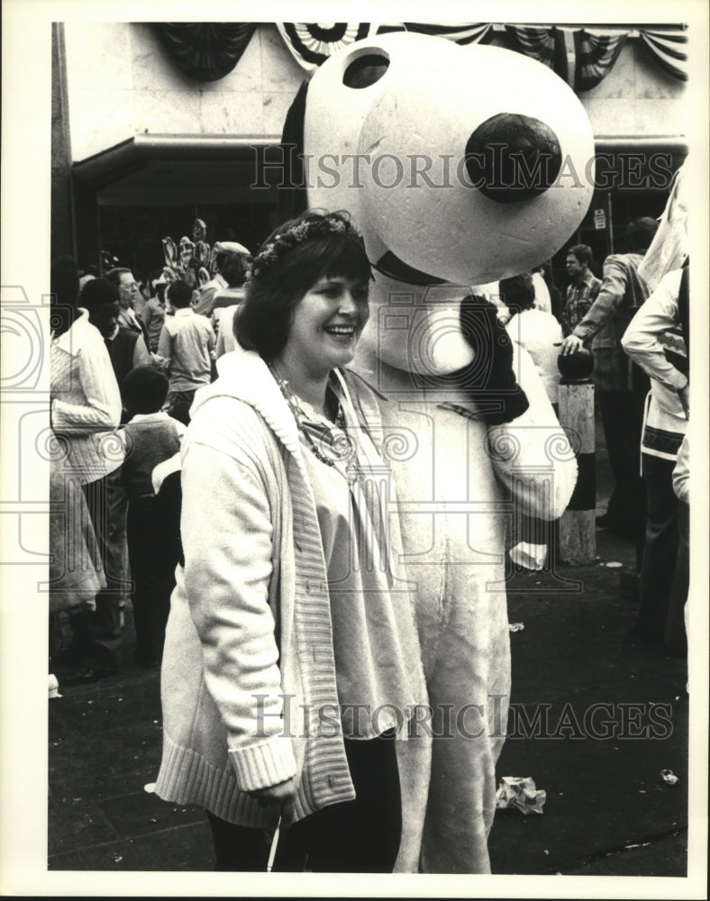 1988 New Orleans Mardi Gras Carnival costume  - Historic Images