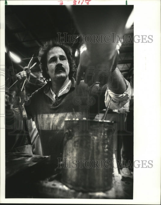 1988 Man Painting a Carnival Float for New Orleans Parade - Historic Images