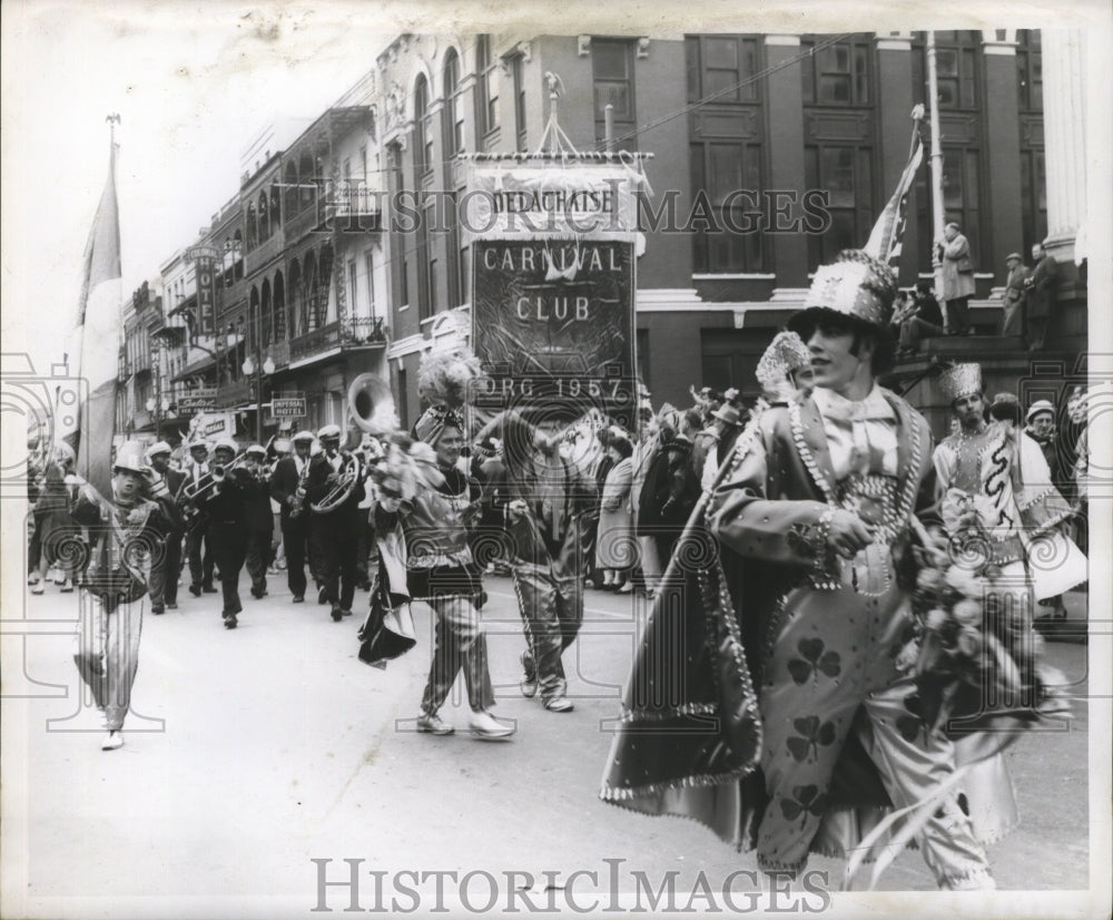 1960 Delachaise Marching Club, Mardi Gras, New Orleans  - Historic Images