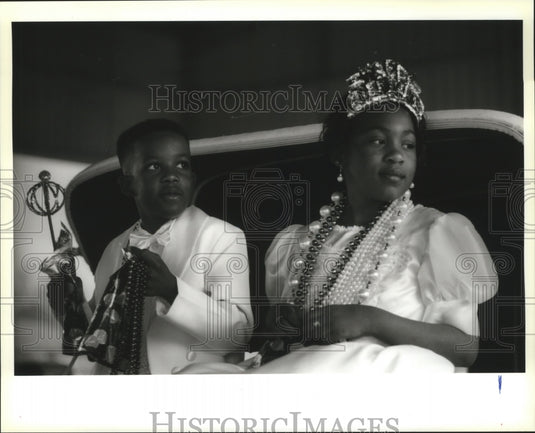 1996 King Shawn & Queen Meosha Washington in Mardi Gras Parade - Historic Images