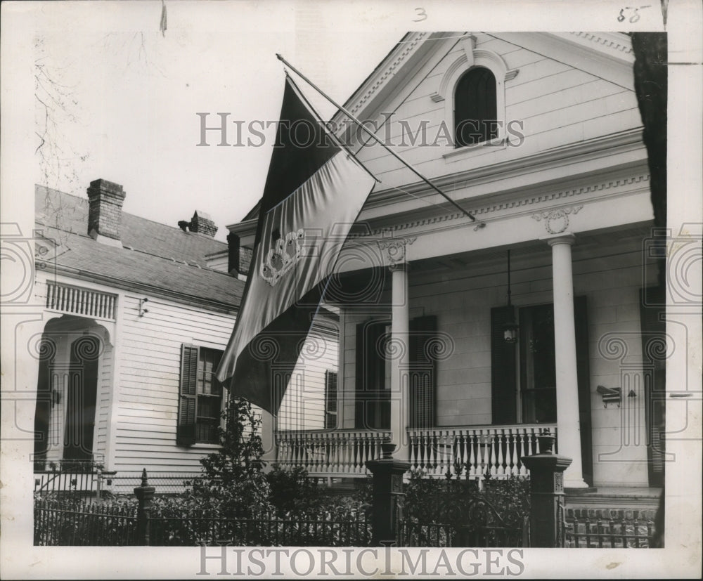 1953 Residence of Mardi Gras Queen Mrs. Elizabeth Nicholson Fischer - Historic Images