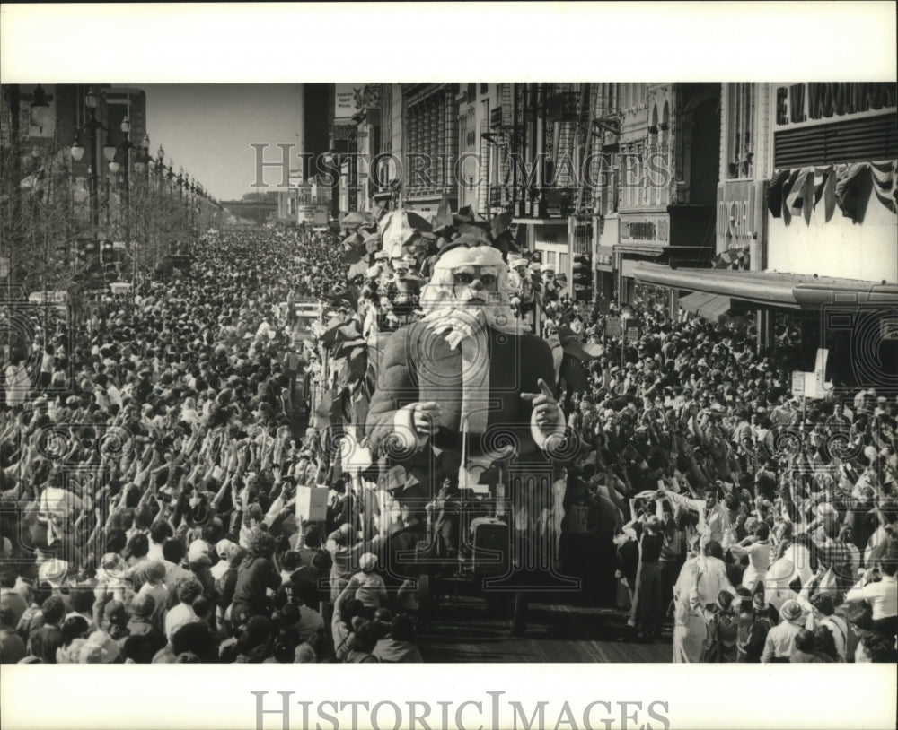 1988 Mardi Gras Carnival Floats - Historic Images