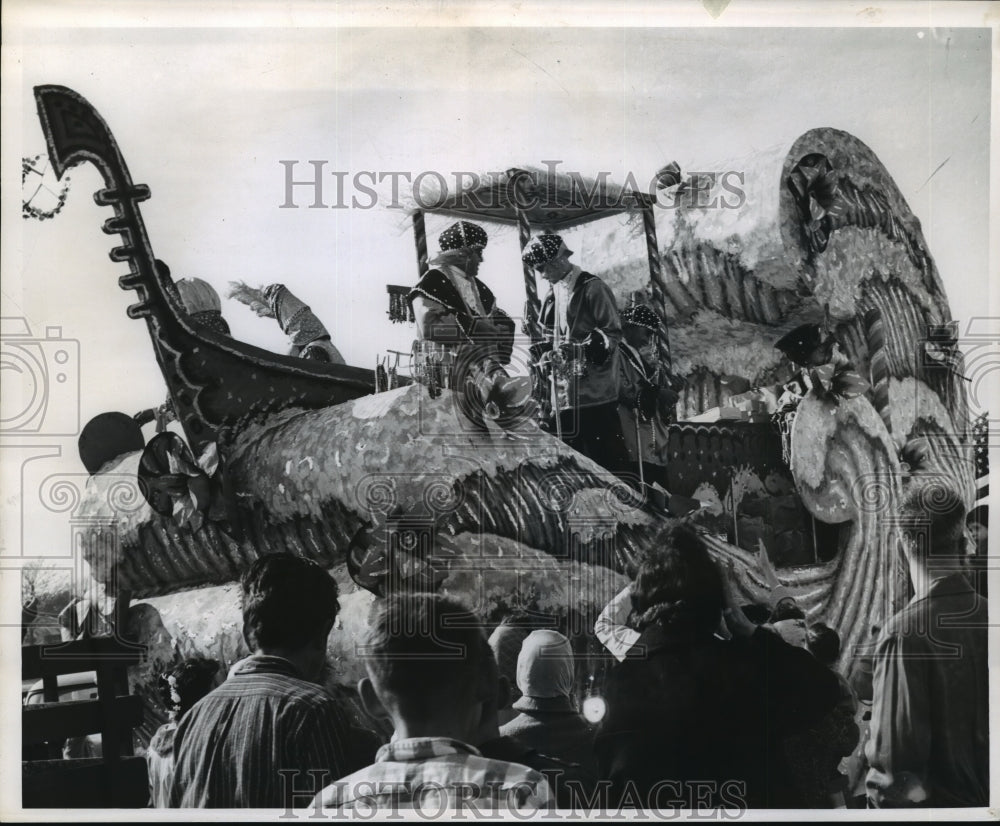 1961 Carnival Float on Stump Blvd.  - Historic Images