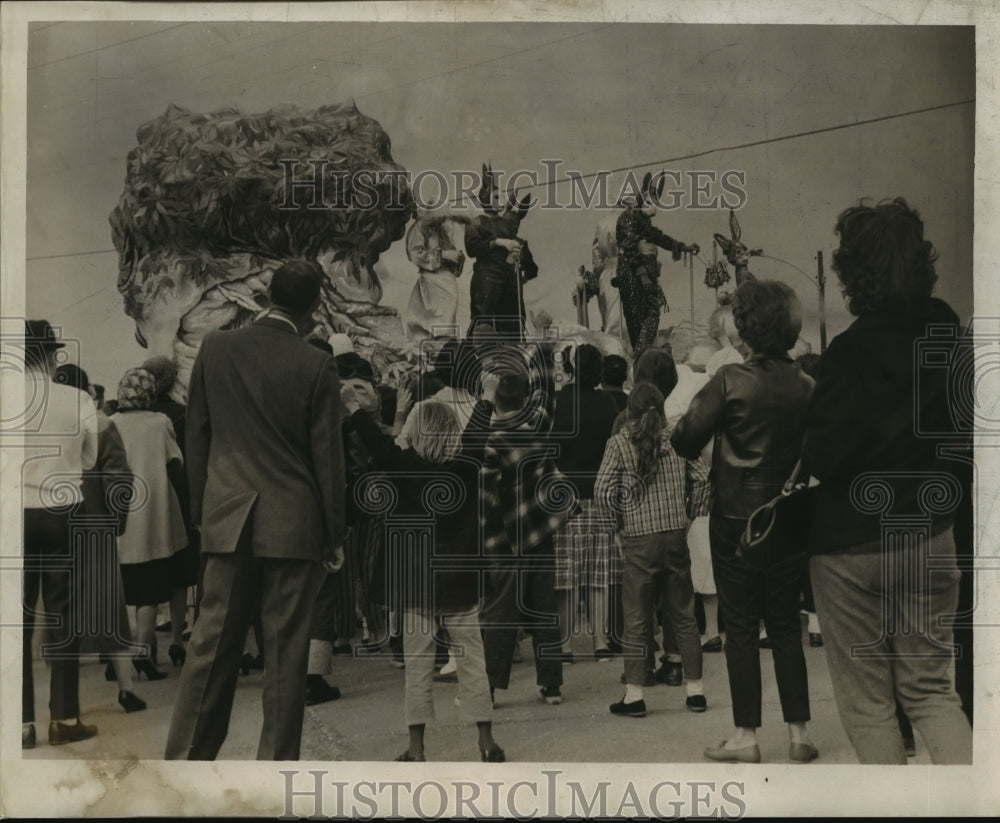 1963 Mardi Gras, New Orleans - Historic Images