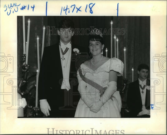 1991 Jim Huger and Nancy Finegan at Mardi Gras, New Orleans - Historic Images