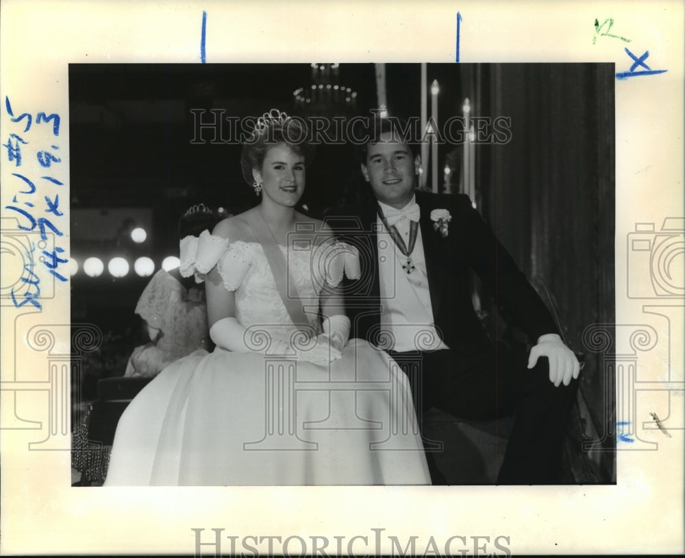 1991 Elizabeth Fox and Richard Simmons Jr. at Mardi Gras  - Historic Images