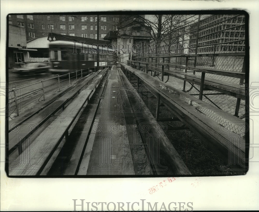 1985 Carnival Stands - Historic Images