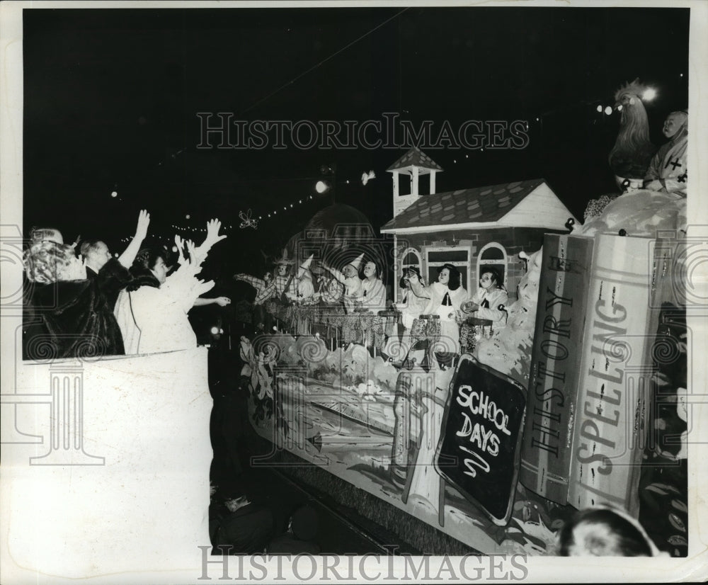 1970 Carnival Parade - Historic Images