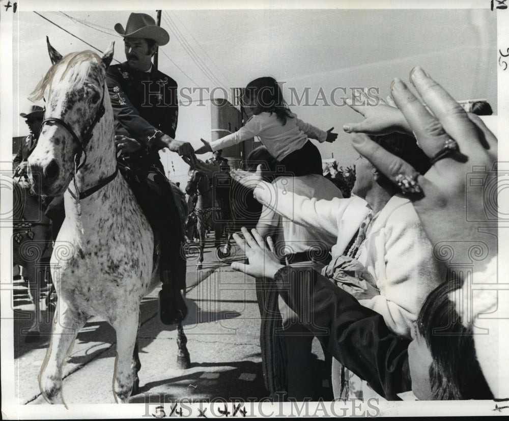 1973 Mardi Gras Krewe of Alla Horseman In Parade Shakes Child Hand - Historic Images