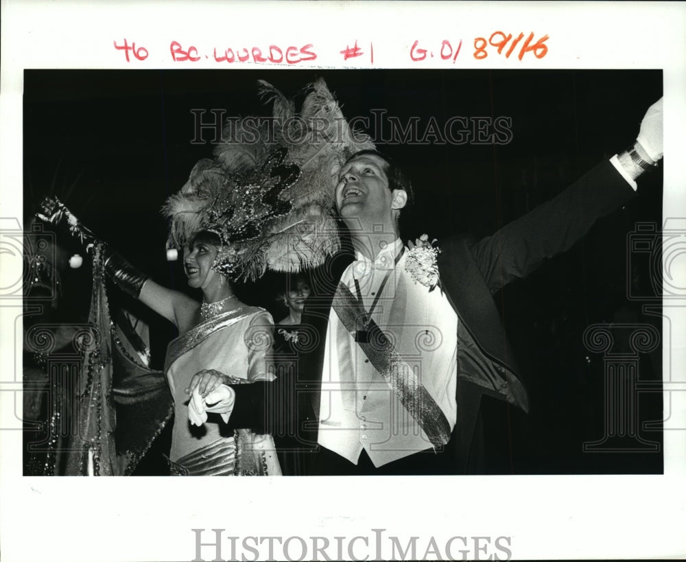 1987 Carnival Bal Maid Gail Taglialavore &amp; Duke Dr. Bryan Bertucci. - Historic Images