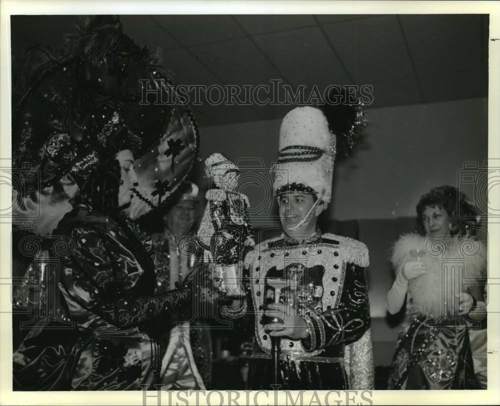 1990 Captains of Krewe de la boutte Dominique Ball, Mardi Gras - Historic Images