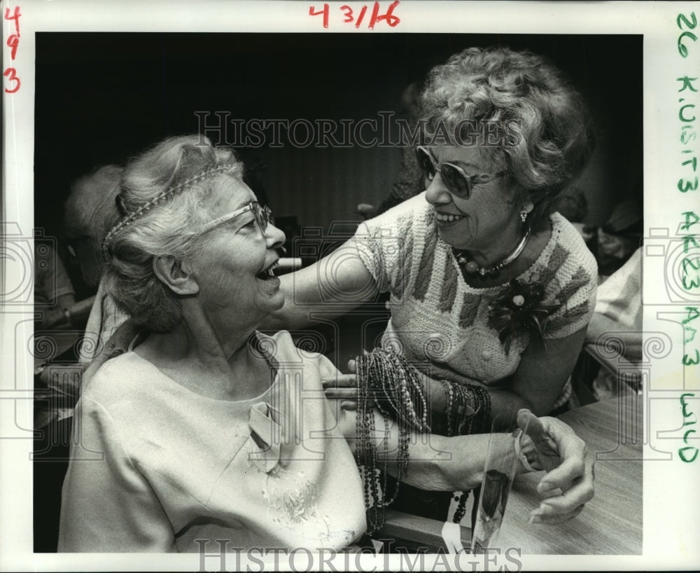 1986 Carnival Ball - Historic Images