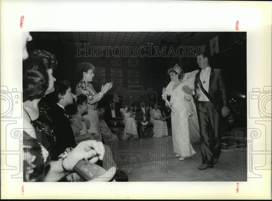 1990 Wayne Jacob and Mellissa Terrio Allovus Ball - Historic Images