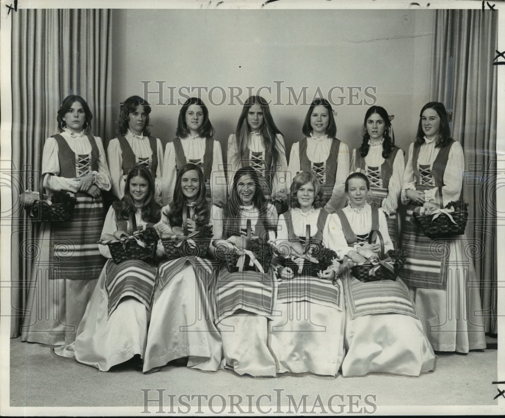 1974 Royal maids of the Apollo Ball presented at Jerusalem Temple - Historic Images