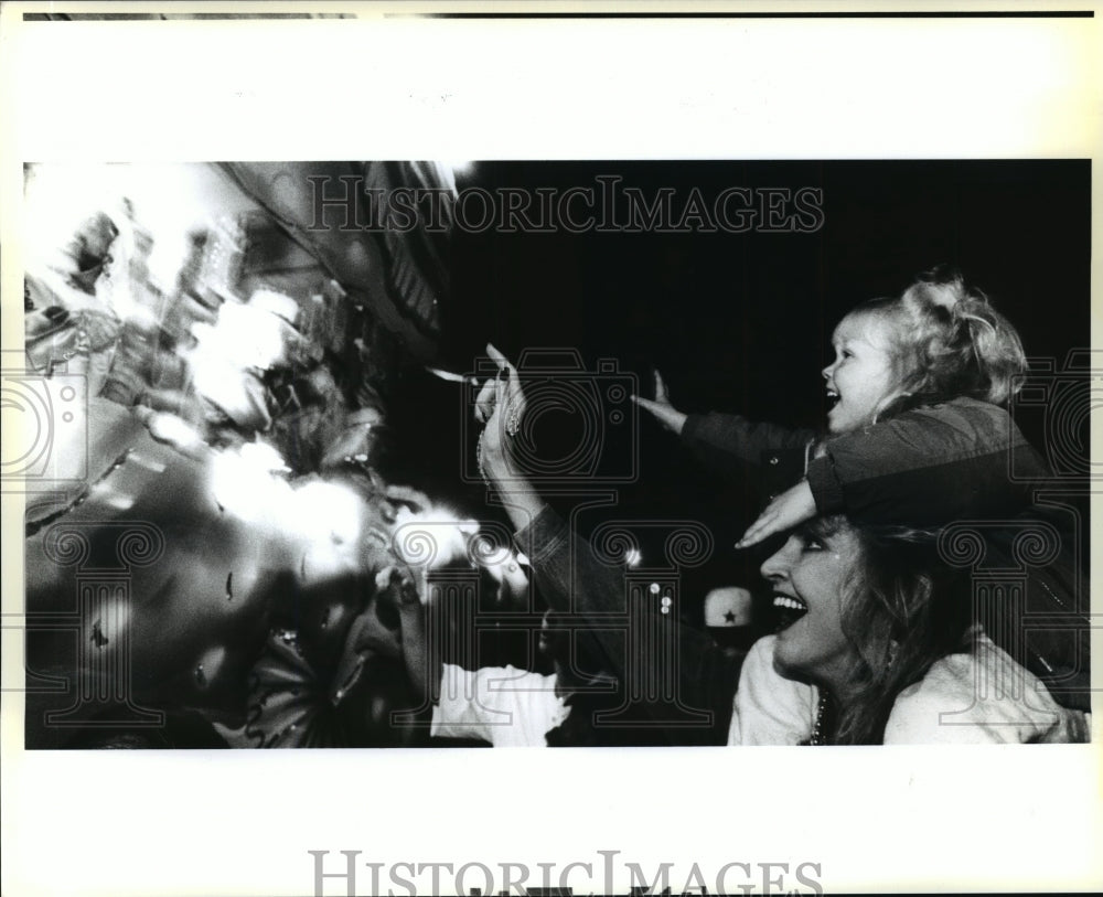 1993 Britney Cheney &amp; Sharon Stoskoph Watch Centurions Parade - Historic Images