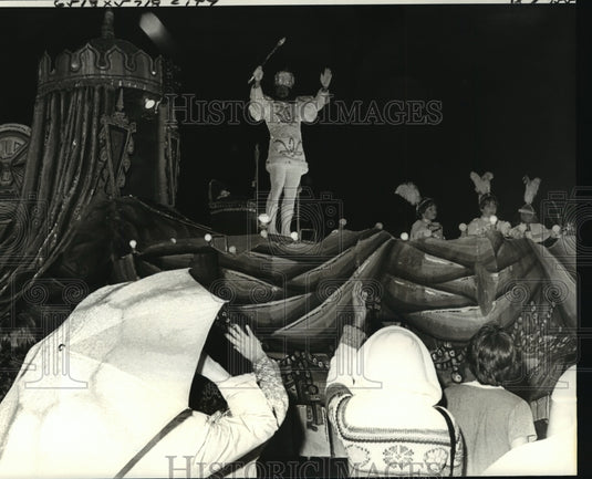 1979 Carnival Parade - Historic Images