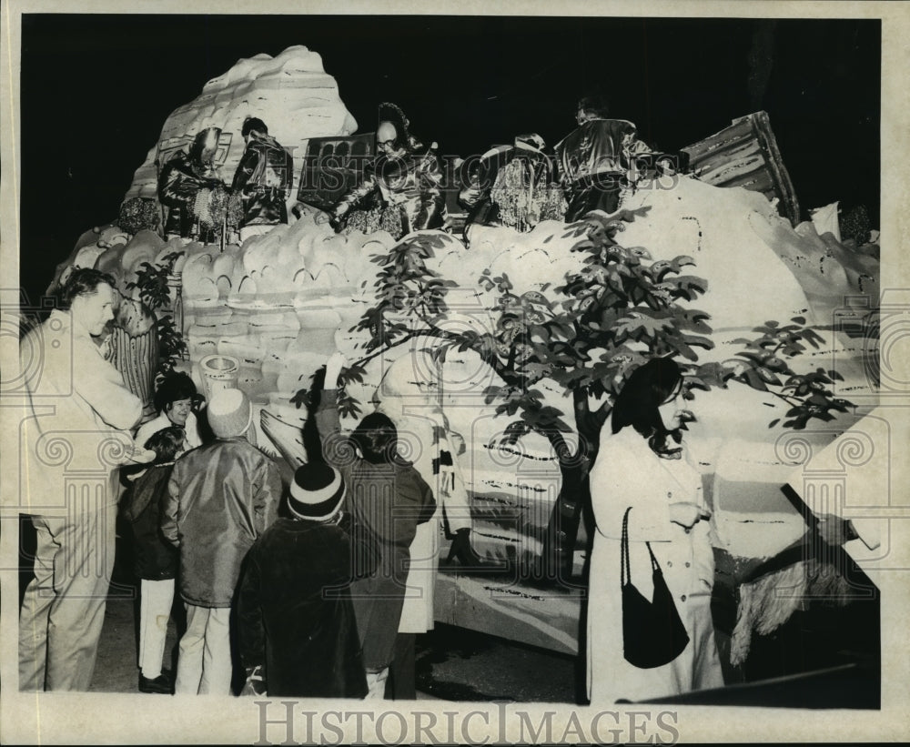 1971 Press Photo Carnival float- Atlas Parade Metairie - noca02048 - Historic Images