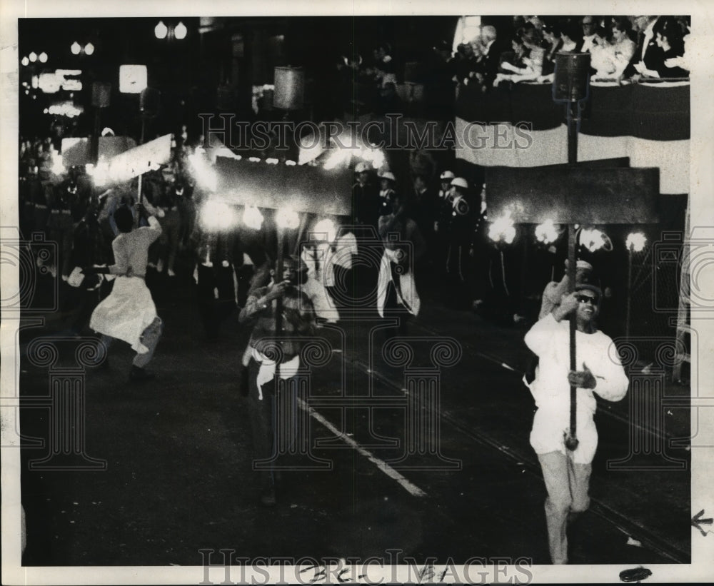 1969 Carnival Parade - Historic Images