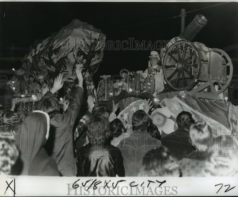 1977 Krewe of Chalimar Parade at Mardi Gras, New Orleans  - Historic Images