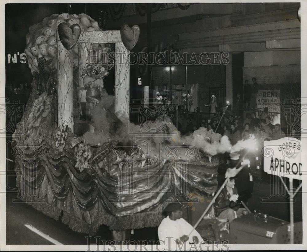 1963 Carnival Parade - Historic Images