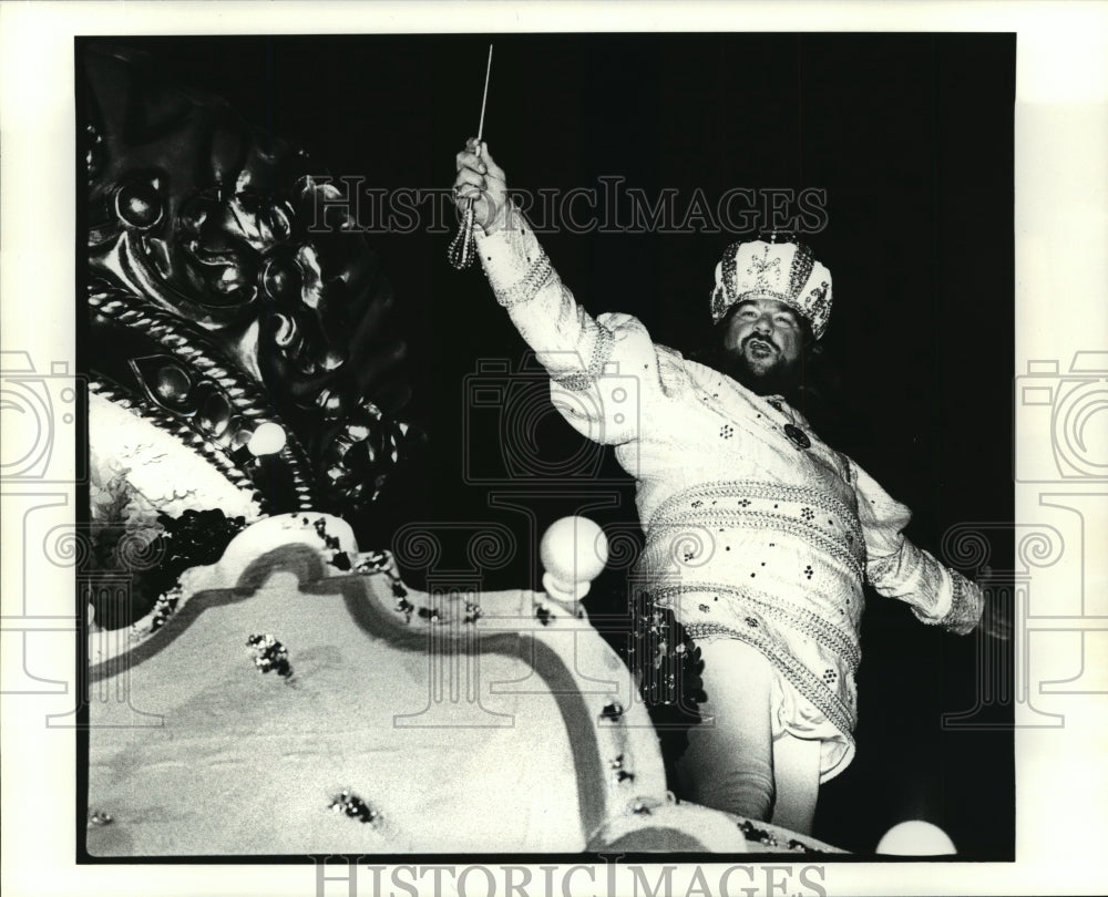 1980 Press Photo Carnival Parade Krewe of Atlas and the King. - noca02200 - Historic Images