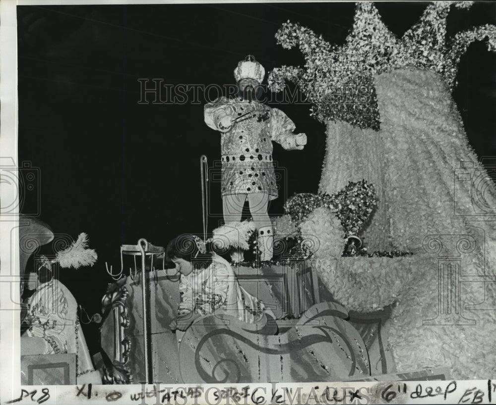 1976 King of Krewe of Atlas on Float, Mardi Gras, New Orleans - Historic Images