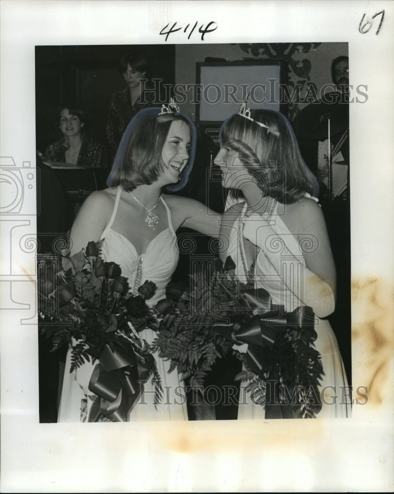 1977 Carnival Ball - Historic Images