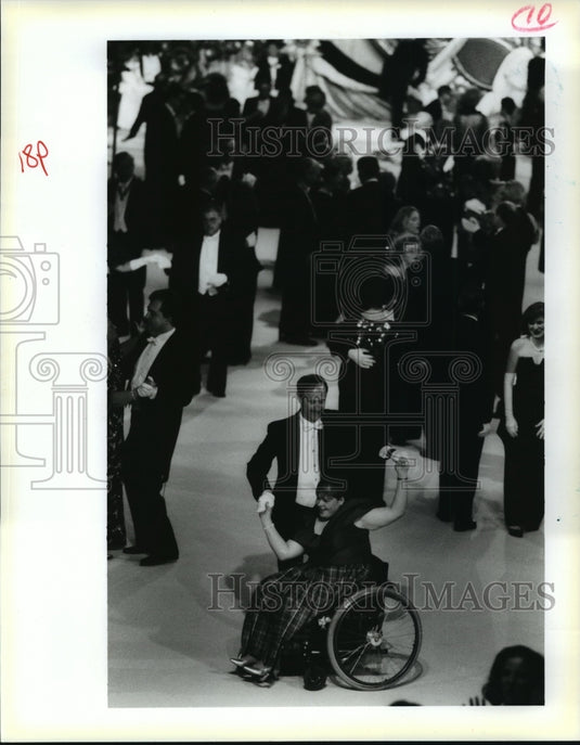 1994 Carnival Ball - Historic Images