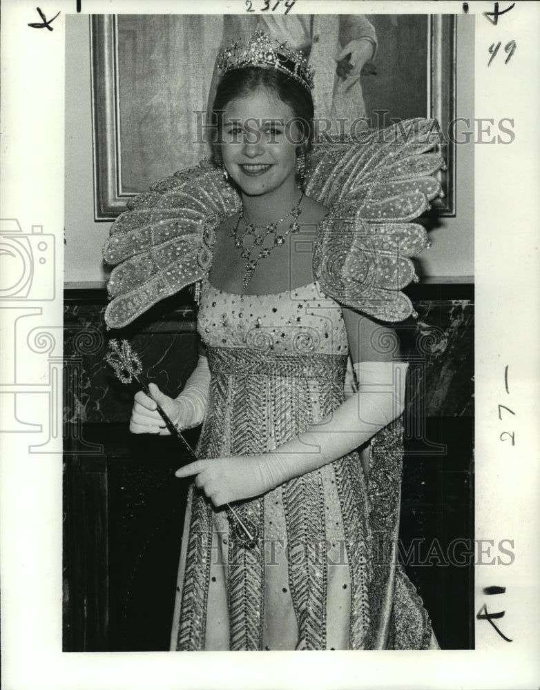 1979 Press Photo Carnival Ball-Elaine Staed Finley reigns as Queen of Mitras. - Historic Images