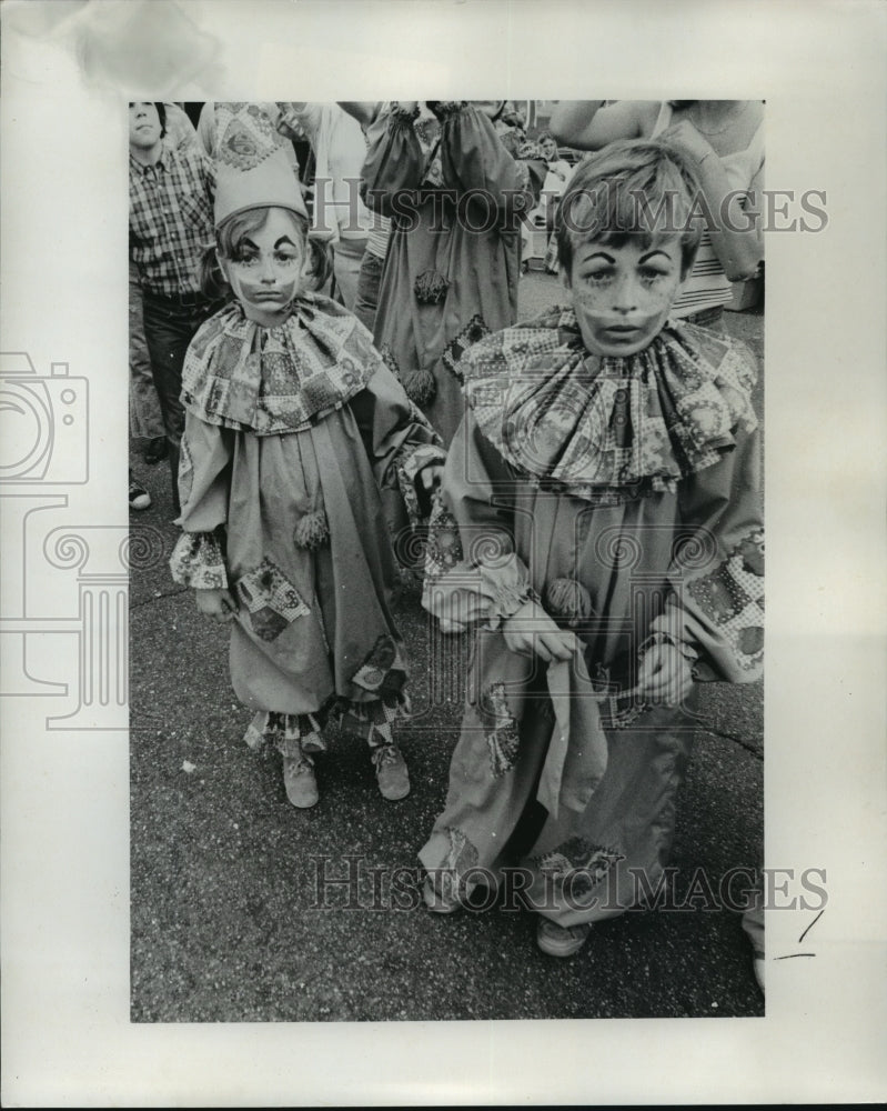 1977 Carnival Maskers - Historic Images