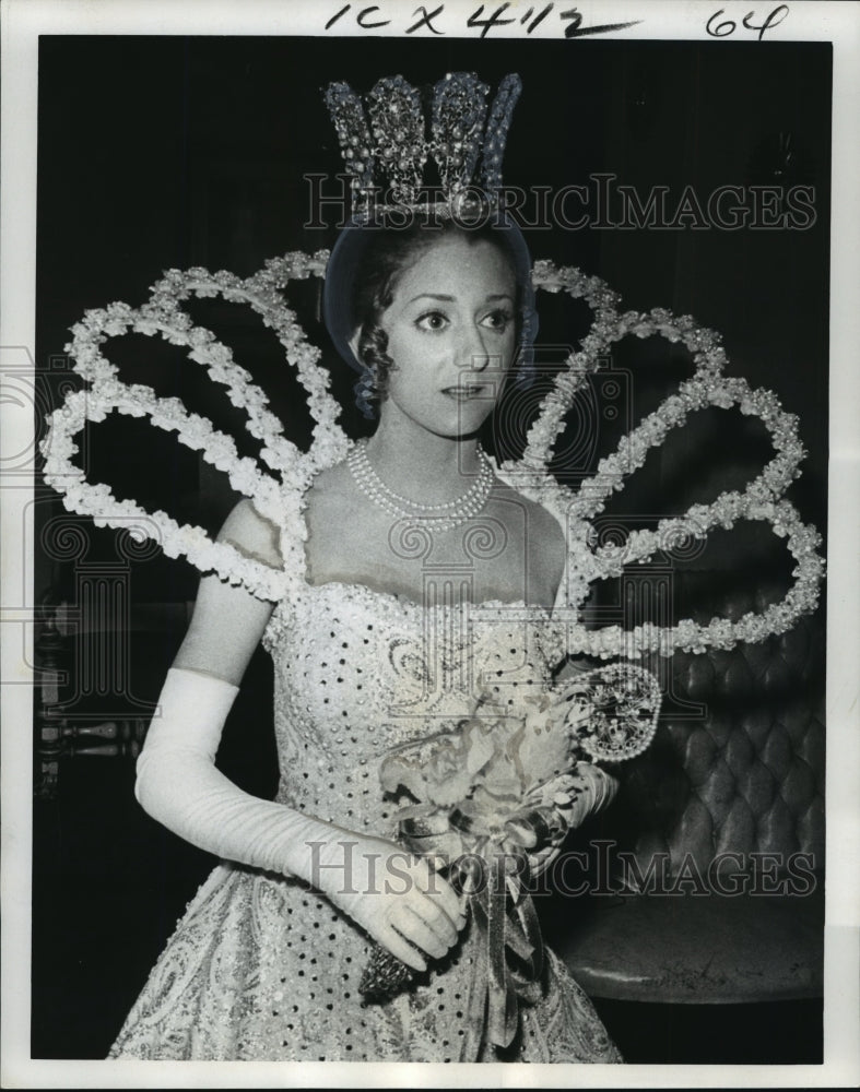 1973 Jan Marie Richard Reigned at the Annual Carnival Ball - Historic Images