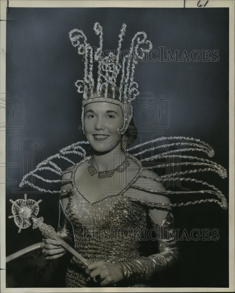 1957 Quen Madge Mura of Krewe of Alhambra at Mardi Gras Carnival - Historic Images