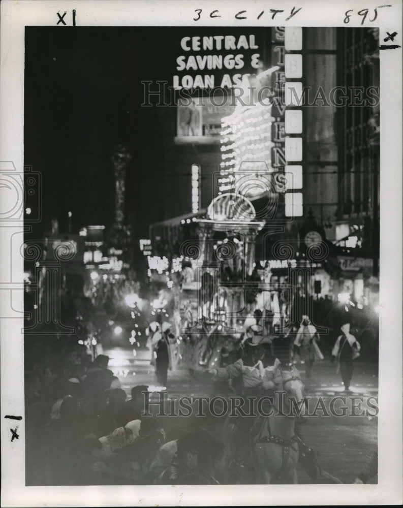 1965 Glow From Lights of Kings Float of Babylon Carnival Parade - Historic Images