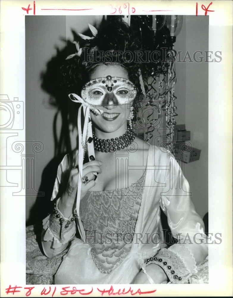 1994 Laura Keenan, Scuola Carnival Ball, Mardi Gras, New Orleans - Historic Images