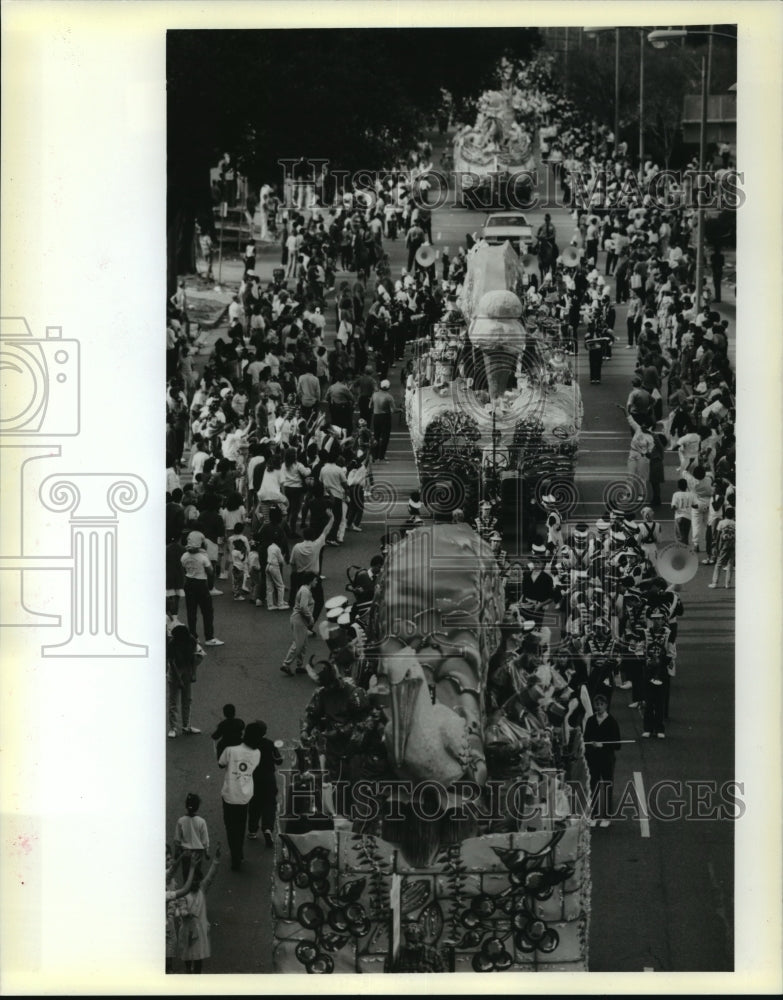 1989 Carnival Parade - Historic Images