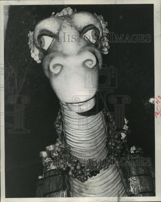 1973 Bacchusauris From Bacchus Parade Mardi Grnew Orleans - Historic Images
