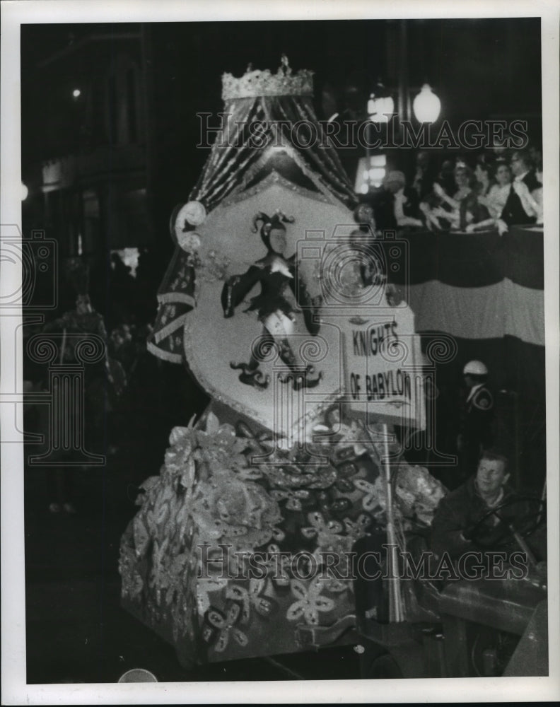 1969 Press Photo Carnival Parade- Knights of Babylon Parade float. - noca02855 - Historic Images