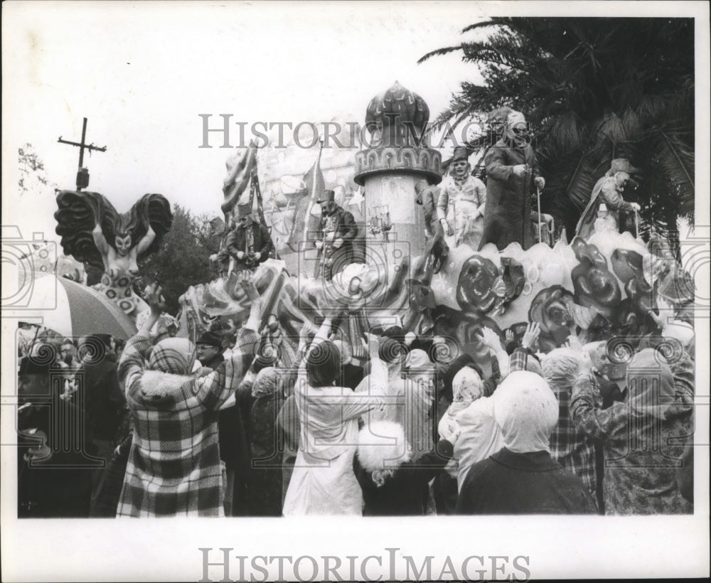 1970 Mardi Gras - Historic Images