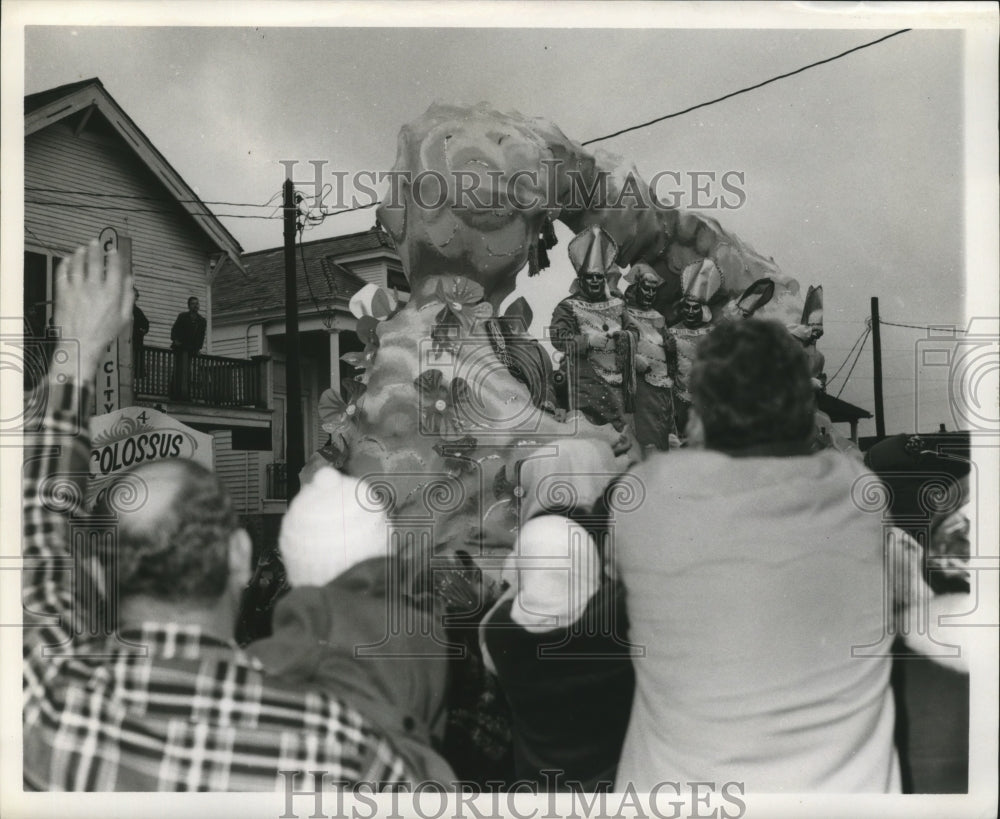 1968 Carnival Float - Historic Images