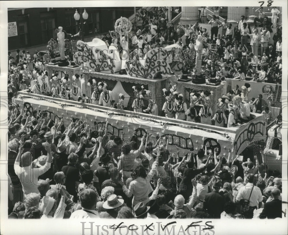 1975 Elks Krewe Grammys and Emmy Themed Truck, Mardi Gras, New Or. - Historic Images