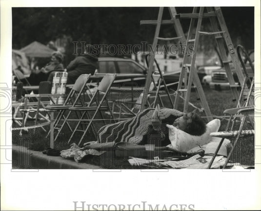 1994 Carnival Parade - Historic Images