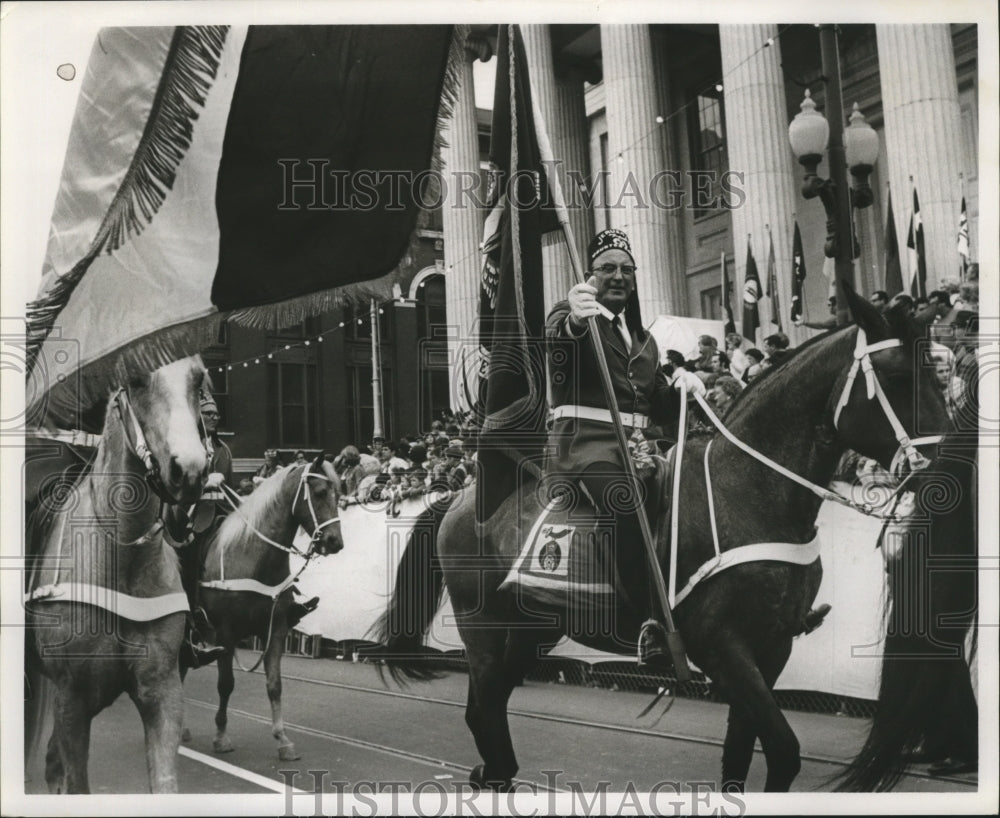 1971 Carnival Parade - Historic Images