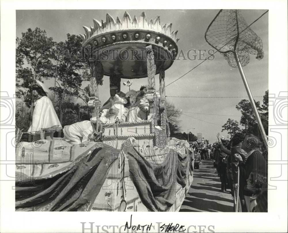 1980 Carnival Parade - Historic Images