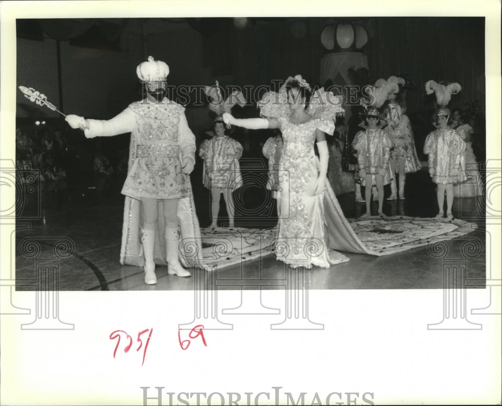 1989 Carnival Ball - Historic Images