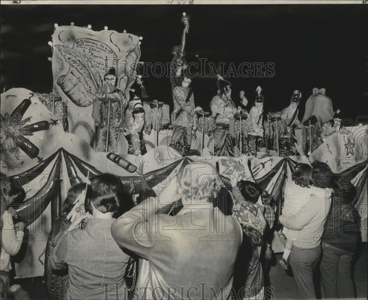 1976 Press Photo Krewe of Mardi Gras Parade Honors Nation's Bicentennial - Historic Images