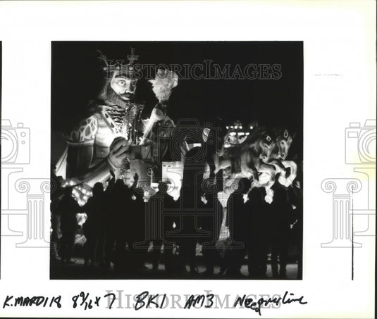 1993 Carnival Parade - Historic Images